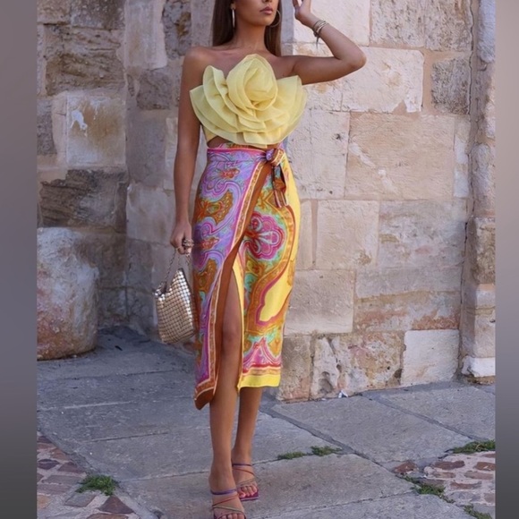 Zara satin printed sarong wrap midi skirt - paisley floral print - Picture 3 of 9